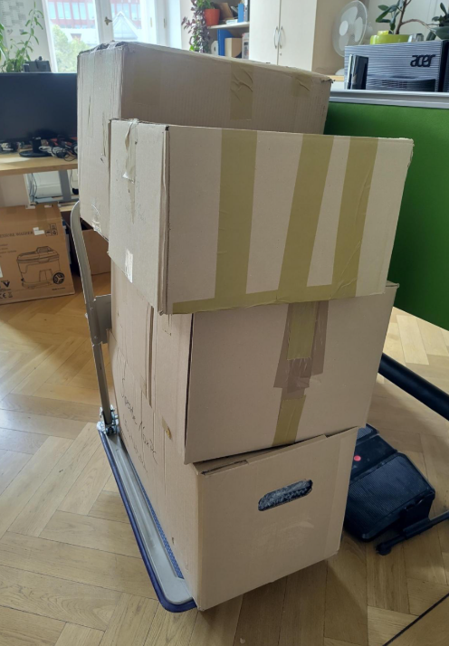 57 Laptops für den guten Zweck: Neue Hardware auf dem Weg!