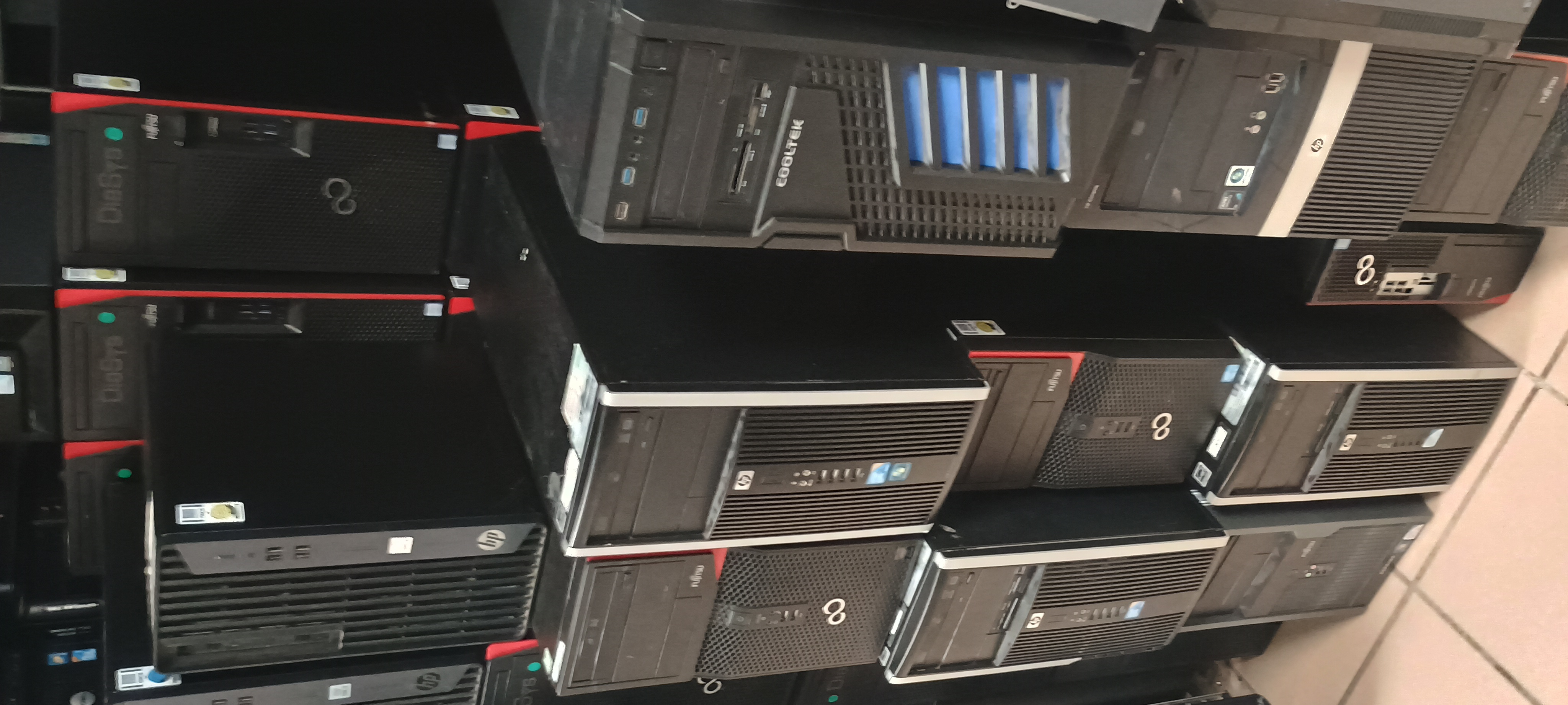 Nachhaltigkeit statt Elektroschrott: DiaSys spendet 50 PCs für unsere Projekte!